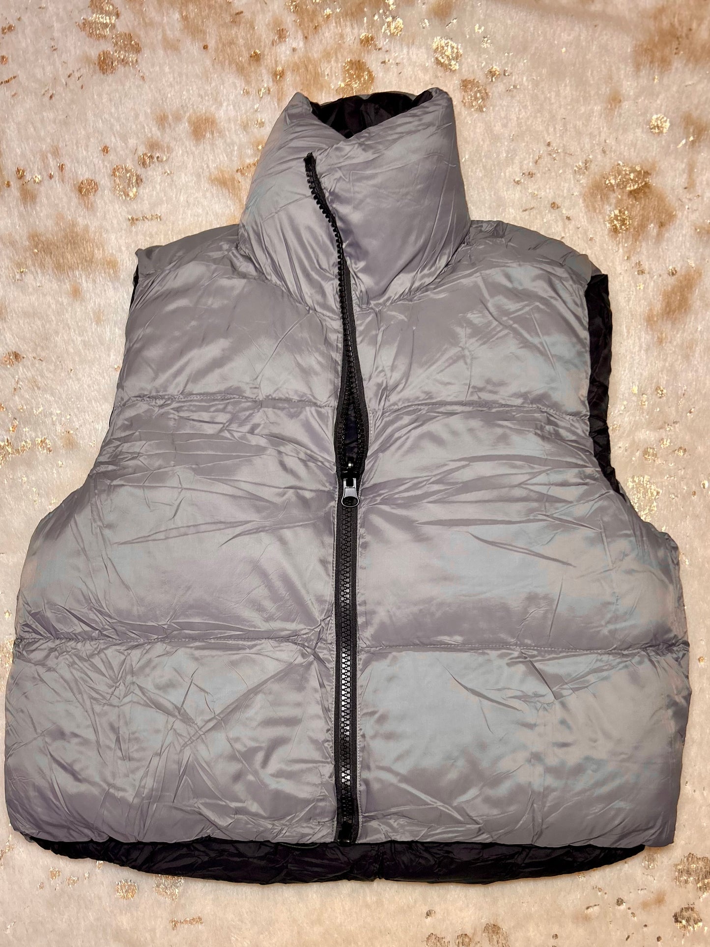 Zip Up Reversible Puffer Vest